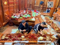 Thi Công Nội Thất Nhà Thờ Họ Gỗ Đỏ Dát Vàng – Sự Kết Hợp Hoàn Hảo Giữa Nghệ Thuật Và Tâm Linh