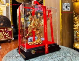 Tượng Ngựa có cánh mạ vàng 24K để bàn làm việc