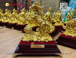 Tượng Ngựa Nhất Mã Phi Thiên Bằng Đồng Dát Vàng 24K
